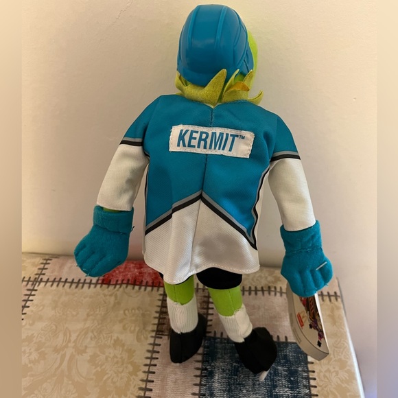 Kermit Vintage NHL McDonald's Muppets Conference Plushie. Loose. 1995 - Picture 2 of 4
